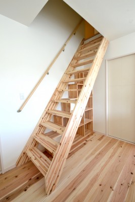 施工事例013-階段の写真
